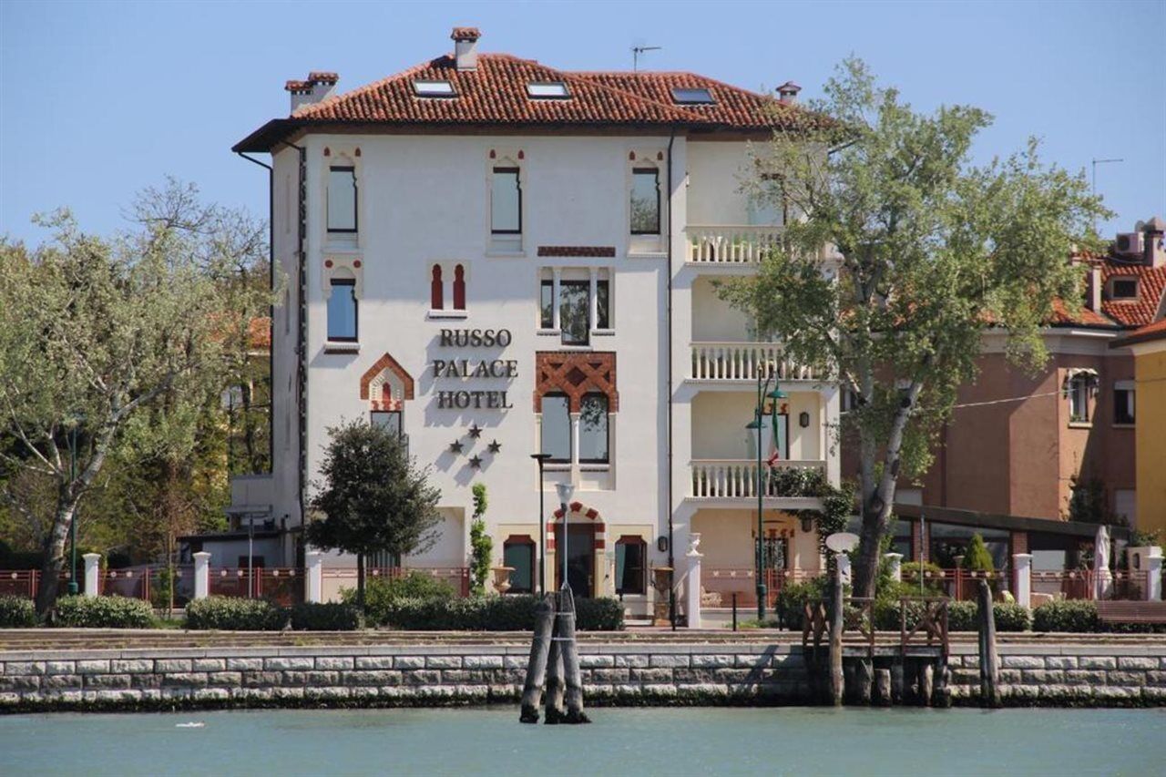 Hotel Russo Palace Lido di Venezia Exterior photo